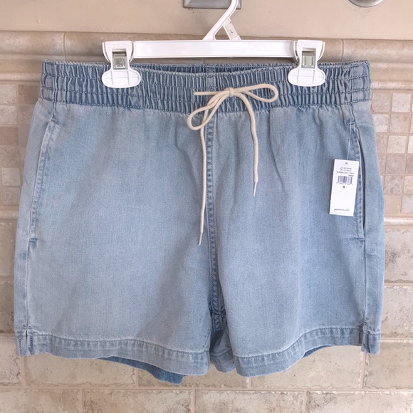 GAP Factory Pants - NWT GAP factory Elastic waisted drawstring faded denim shorts with pockets